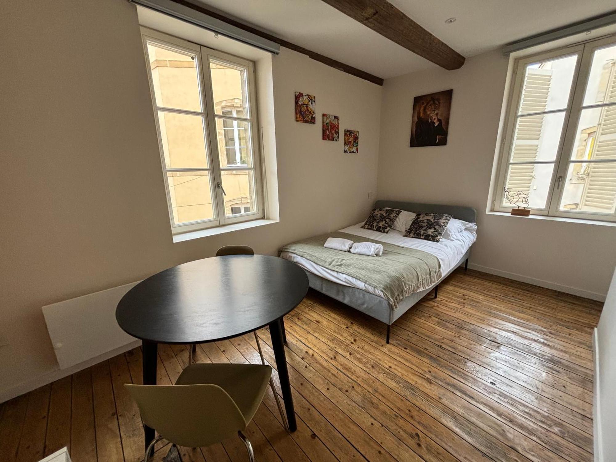 Louis Premier Et Second Metz Centre Un Sejour A Part Apartment ภายนอก รูปภาพ