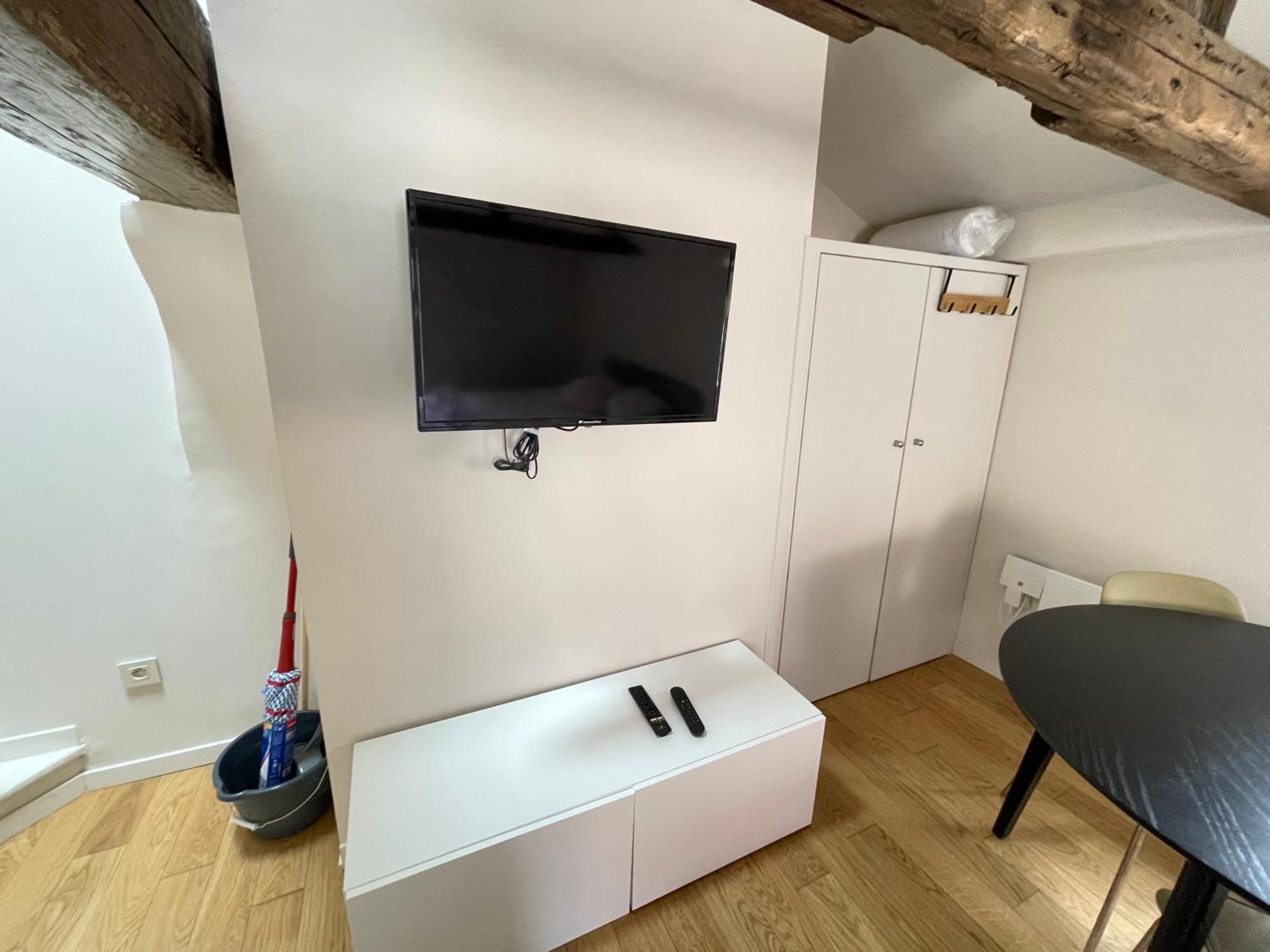 Louis Premier Et Second Metz Centre Un Sejour A Part Apartment ภายนอก รูปภาพ